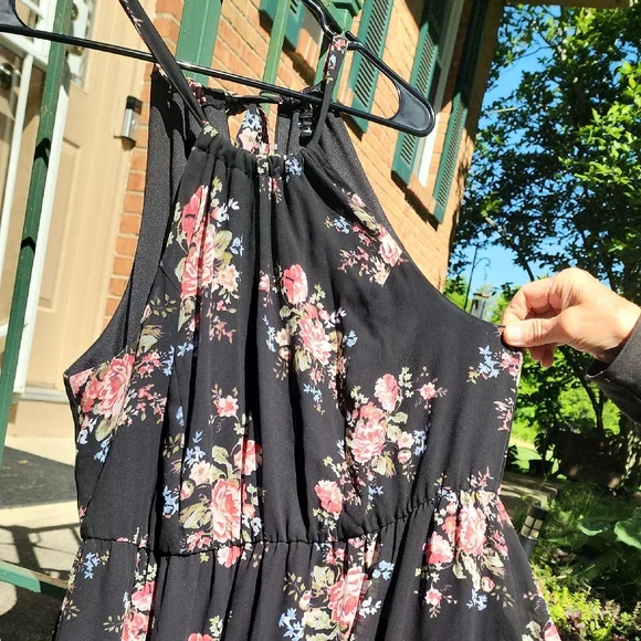 torrid | Dresses | Torrid Black Floral Maxi Dress | Poshmark